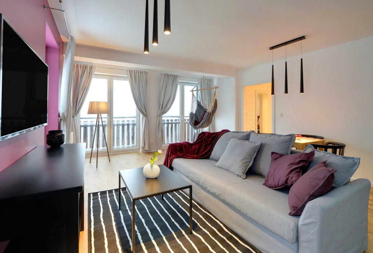 Wrzos Karkonoszy Apartment ชกลาร์สกา ปอเรมบา ภายนอก รูปภาพ