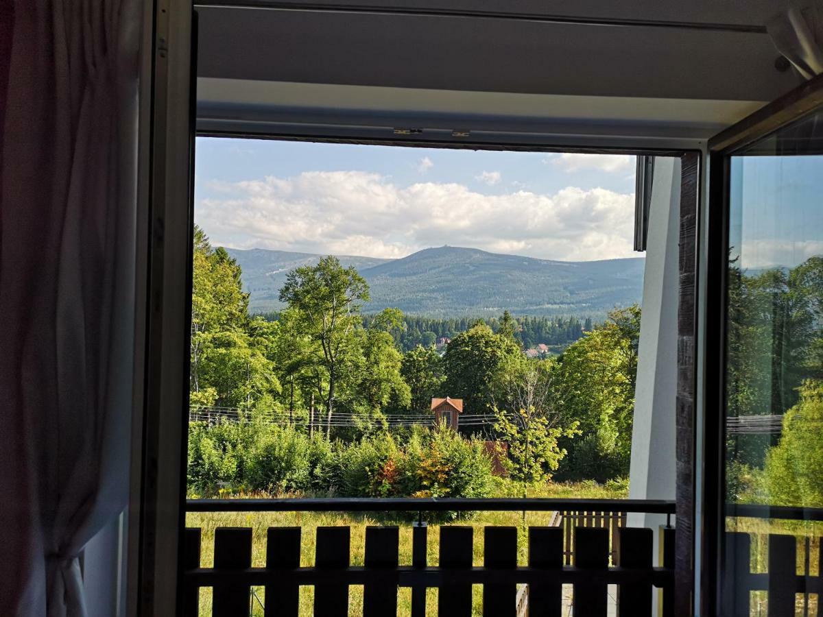 Wrzos Karkonoszy Apartment ชกลาร์สกา ปอเรมบา ภายนอก รูปภาพ